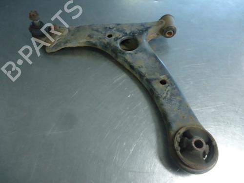 Used Left front suspension arm TOYOTA COROLLA Verso (_E12_) 1.8 VVT-i (ZZE122_, ZZE122R) (135 hp) 22459991