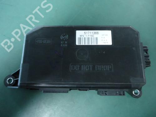 Used Comfort control module FIAT STILO Multi Wagon (192_) 1.9 JTD (115 hp) 22466759