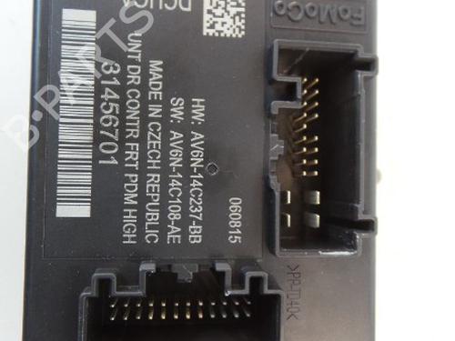 Used Electronic module VOLVO V40 Hatchback (525) D2 (120 hp) 22481401