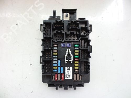 Used Fuse box TESLA MODEL S (5YJS) 75D AWD (525 hp) 22485371