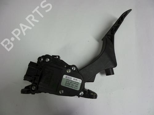 Used Pedal VW TRANSPORTER T5 Van (7HA, 7HH, 7EA, 7EH) 1.9 TDI (84 hp) 22465028