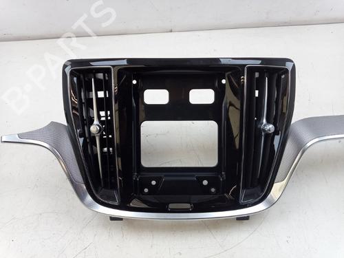 Andre VOLVO V60 II (225) T8 Plug-in Hybrid AWD | BP30131974O1 - Image 2