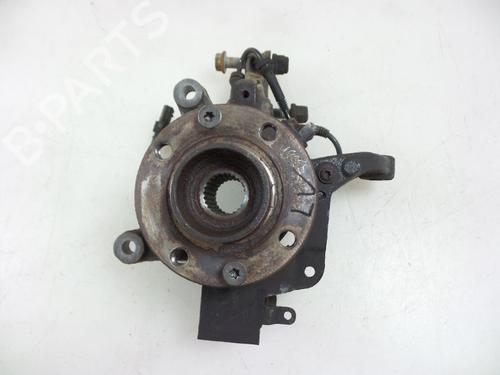 Used Left front steering knuckle RENAULT CAPTUR I (J5_, H5_) 1.5 dCi 90 (J5N4, J5M5, J5MW, J5M6, J5AL, J5AJ) (90 hp) 22490551