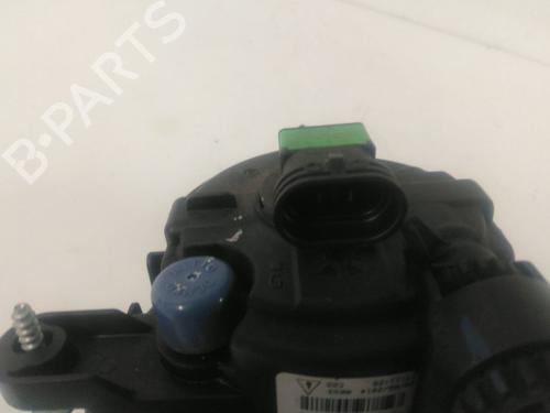 Left front fog light RENAULT TWINGO II (CN0_) 1.2 16V (CN04, CN0B) | BP22480744C30