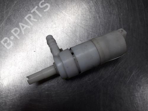 Used Washer pump MERCEDES-BENZ E-CLASS (W210) E 300 Turbo-D (210.025) (177 hp) 22466190
