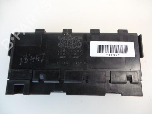 Zekeringkast TOYOTA YARIS (_P9_) 1.3 VVT-i (SCP90_, SCP90R) (87 hp) 22476760