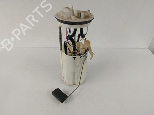 Used Fuel pump PEUGEOT BOXER Van (244) 2.2 HDi (101 hp) 22465247