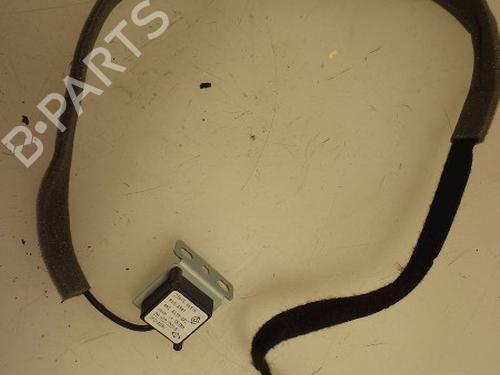 Antena/Base RENAULT MEGANE IV Grandtour (K9A/M/N_) 1.2 TCe 100 (100 hp) 22488927