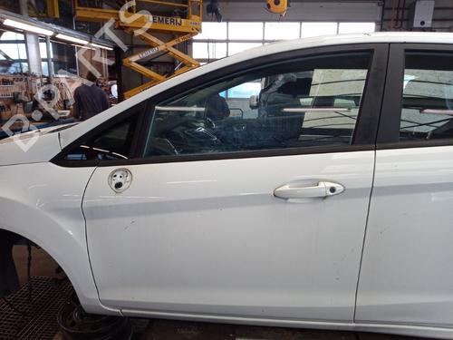 Used Left front door Left front door FORD FIESTA VI (CB1, CCN) 1.0 (80 hp) 40086881 40086881