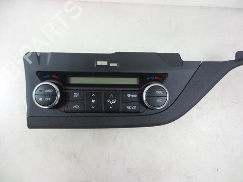 Used Climate control TOYOTA AURIS Estate (_E18_) 1.8 Hybrid (ZWE186_, ZWE186R, ZWE186H) (136 hp) 22488457