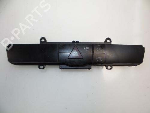 Used Warning switch MERCEDES-BENZ SPRINTER 3,5-t Van (B906) 310 CDI (906.631, 906.633, 906.635, 906.637) (95 hp) 22474554