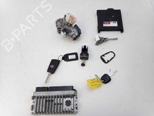 Used Electronic module TOYOTA YARIS (_P13_) 1.5 Hybrid (NHP130_) (101 hp) 22492769
