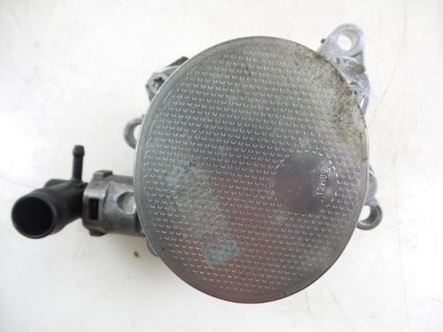 Used Vacuum pump OPEL VIVARO A Van (X83) 2.0 CDTI (F7) (114 hp) 22479217