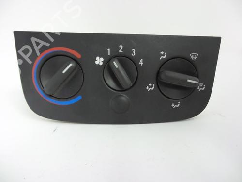 Airco bedieningspaneel OPEL COMBO Box Body/MPV 1.7 DTI 16V (75 hp) 22451514