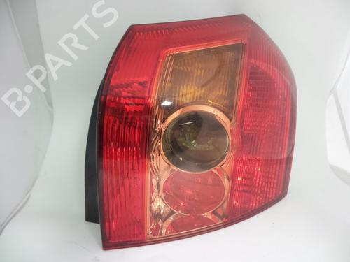 Høyre baklys TOYOTA COROLLA (_E12_) 1.4 VVT-i (ZZE120_, ZZE120R) (97 hp) 22463183