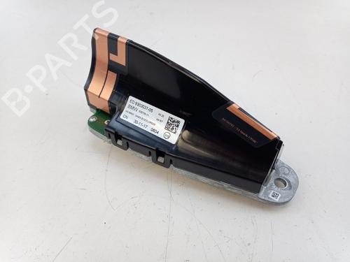 Antenne/Base BMW 5 (G30, F90) 540 i (340 hp) 29341505