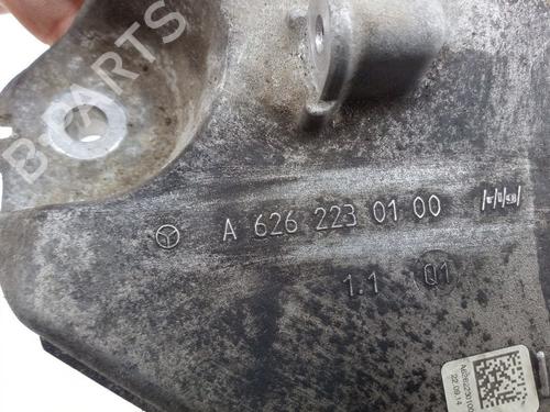 Engine mount MERCEDES-BENZ C-CLASS T-Model (S205) C 180 BlueTEC / d (205.236) | BP30084560M89 