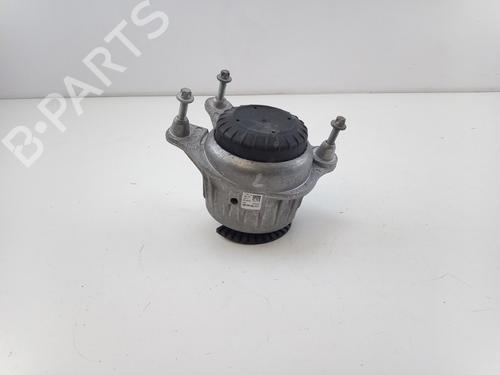 Used Engine mount MERCEDES-BENZ E-CLASS Coupe (C238) E 200 EQ Boost (238.380) (197 hp) 30818077
