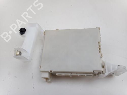Used Fuse box Fuse box 22509722 22509722