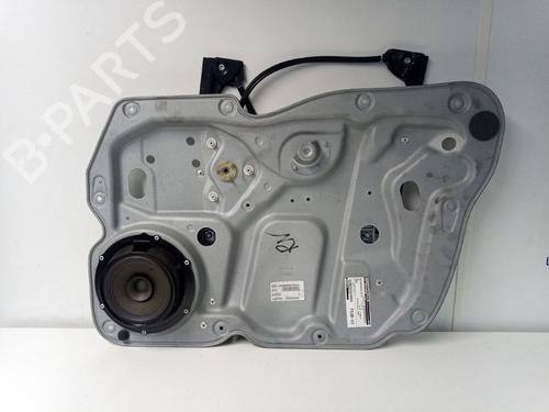 Rudehejsemekanisme Højre foran VW CADDY III Box Body/MPV (2KA, 2KH, 2CA, 2CH) 1.9 TDI | BP22466024C23 