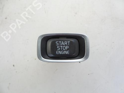 Used Switch VOLVO V40 Hatchback (525) D2 (114 hp) 22489594