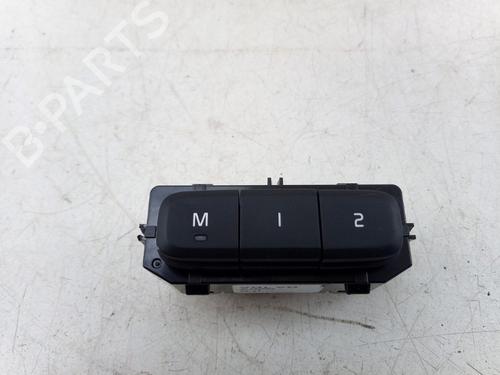 Spak kontakt Spak kontakt VOLVO XC40 (536) Recharge AWD (408 hp) 34405375 34405375