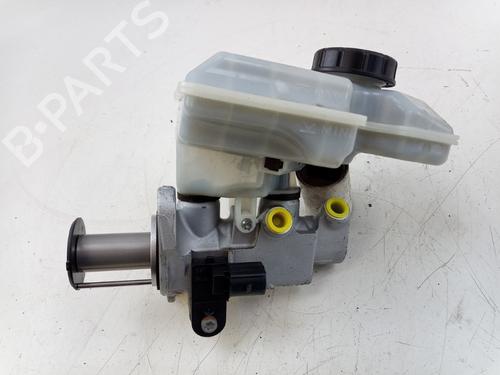 Used Brake master cylinder VW PASSAT B8 Variant (3G5, CB5) 2.0 TDI (150 hp) 29619004