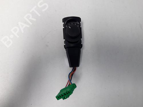 Used Switch PEUGEOT 5008 (0U_, 0E_) 2.0 HDi 150 / BlueHDi 150 (150 hp) 22496741