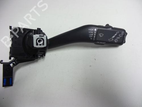 Used Steering column stalk SEAT LEON (1P1) 1.9 TDI (105 hp) 22469289