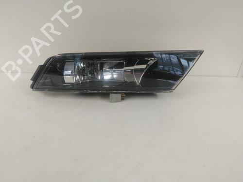 Used Right front fog light SKODA SUPERB III Estate (3V5) 2.0 TDI (150 hp) 22487111