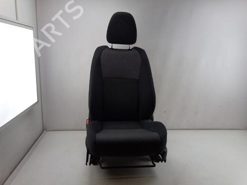 Used Left front seat TOYOTA YARIS (_P13_) 1.3 (NSP130_, NSP130) (99 hp) 29833605
