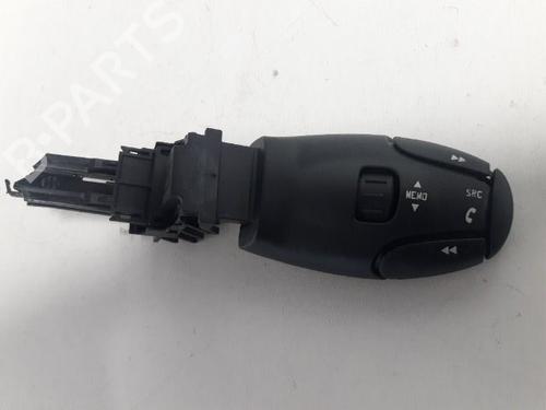 Used Steering wheel controls PEUGEOT 308 SW I (4E_, 4H_) 1.6 HDi (112 hp) 22488379
