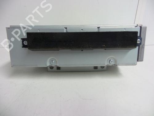 Used Radio VOLVO C30 (533) D2 (115 hp) 22462293