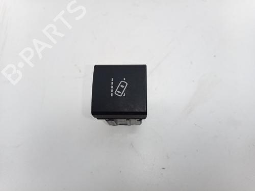 Used Switch TOYOTA YARIS (_P13_) 1.5 Hybrid (NHP130_) (101 hp) 28591445