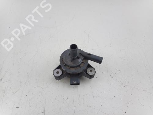 Used Auxiliary water pump TOYOTA AURIS Estate (_E18_) 1.8 Hybrid (ZWE186_, ZWE186R, ZWE186H) (136 hp) 22493667
