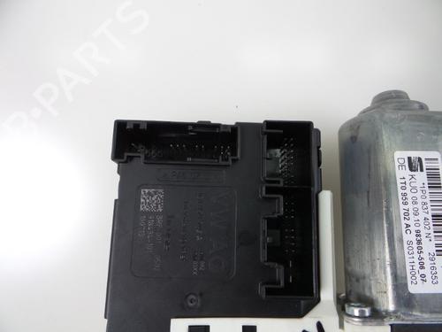 Rudehejsemekanisme Højre foran SEAT LEON (1P1) 1.6 TDI | BP22472766C23 