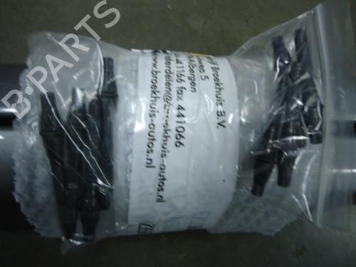 Roof bar RENAULT MEGANE III Grandtour (KZ0/1) 1.5 dCi (KZ09, KZ0D, KZ1G, KZ29, KZ14, KZ1W, KZ10, KZ1F,... | BP22471751C65 
