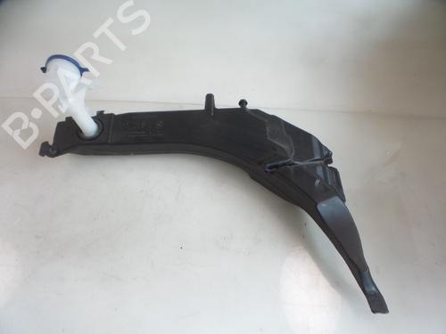 Used Windscreen washer tank PEUGEOT 308 SW II (LC_, LJ_, LR_, LX_, L4_) 1.6 BlueHDi 120 (120 hp) 22480382