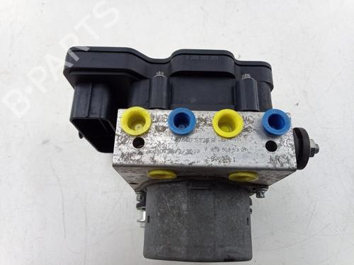ABS pump RENAULT TWINGO III (BCM_, BCA_) 1.0 SCe 75 | BP32429466M43 - Image 3