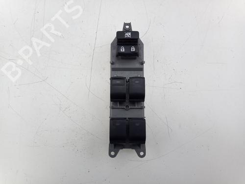 Used Switch TOYOTA AURIS Estate (_E18_) 1.8 Hybrid (ZWE186_, ZWE186R, ZWE186H) (136 hp) 24376360