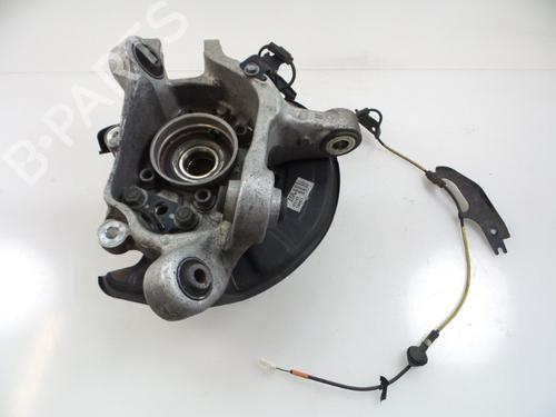 Used Right rear steering knuckle LEXUS IS III (_E3_) 300h (AVE30_, AVE30R) (223 hp) 22474071
