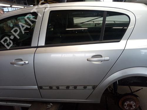 Used Left rear door OPEL ASTRA H (A04) 1.4 (L48) (90 hp) 22496145