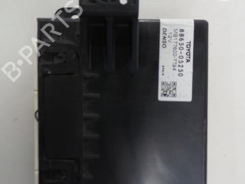 Used Electronic module TOYOTA AVENSIS Estate (_T27_) 2.0 D-4D (ADT270_, ADT270R) (126 hp) 22479595