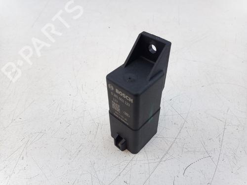 Sonda eletrónica LAND ROVER RANGE ROVER SPORT II (L494) 3.0 TDV6 4x4 (258 hp) 25376906