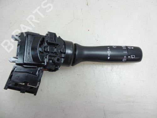 Used Steering column stalk TOYOTA YARIS (_P13_) 1.3 (NSP130_, NSP130) (99 hp) 22491545