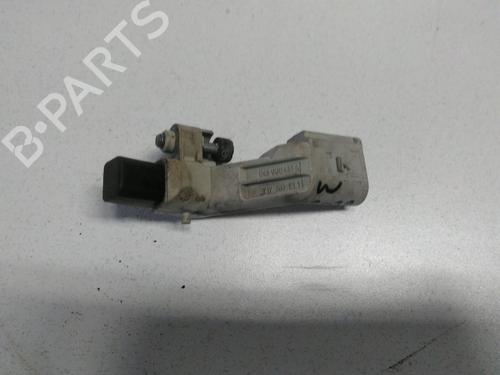 Used Electronic sensor Electronic sensor VW TRANSPORTER T5 Van (7HA, 7HH, 7EA, 7EH) 1.9 TDI (105 hp) 22472047 22472047