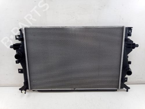 Used Water radiator Water radiator 39006977 39006977
