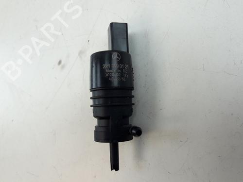 Used Washer pump MERCEDES-BENZ SPRINTER 3,5-t Van (B907, B910) 311 CDI RWD (907.631, 907.633, 907.635, 907.637) (114 hp) 22513920
