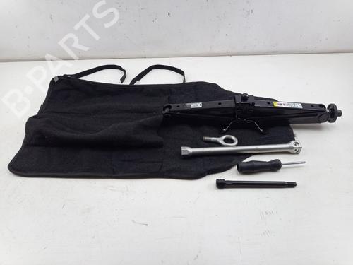 Used Jack Kit FIAT DUCATO Van (250_) 160 Multijet 2,2 D (160 hp) 30727117