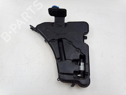 Used Windscreen washer tank BMW 5 (G30, F90) 540 i (340 hp) 29490269